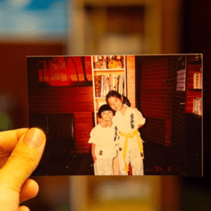 合気道少女だった頃の二人（＠utsusukotoneさんより提供）