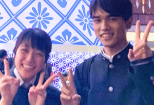 高2で交際し”一度破局”した2人。→母親のSNSアカウント乗っ取りを機に…5年越しに再会！？『現在のまさかの姿』に反響「美男美女で素敵」「可愛い…」