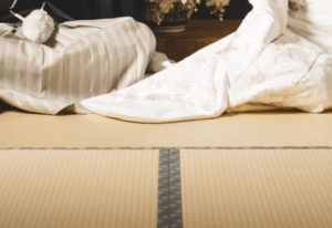 和装で結婚式の前撮りをする夫婦。しかし…そのまさかの姿に「爆笑」「頼む、普通の見せてくれww」「奥さん美人」