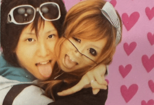 イケイケな男女2人。しかしその約20年後…”現在のまさかの姿”に「美男美女」「若っ！」「なんちゅー幸せ」