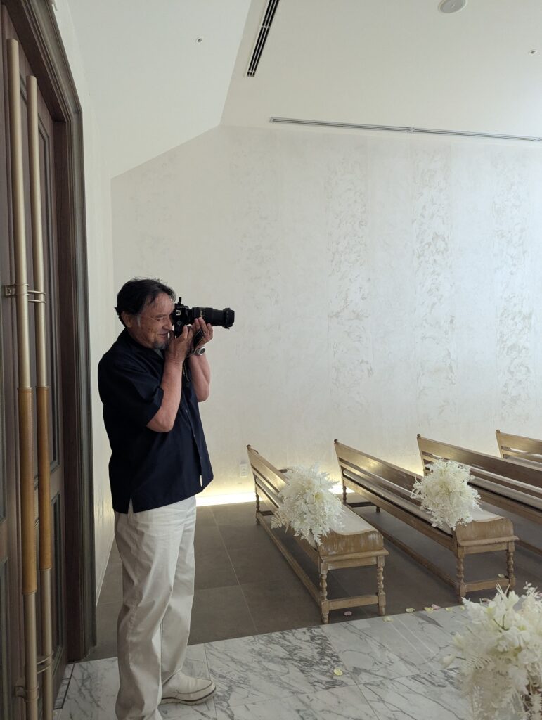 撮影するお父さんの姿（＠shin_jiroさんより提供）