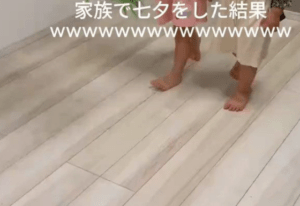 七夕当日…パパと子どもたちを見ると→「初めて見る七夕の楽しみ方」衝撃の光景に…「おもろすぎるwww」「そういうイベントだっけ？w」「どこの星の文化ですか？」