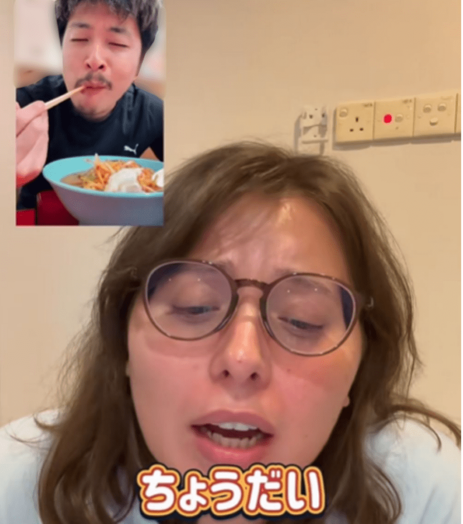 おいしそうに食べる旦那さん（＠lirzy_masakiさんより提供）