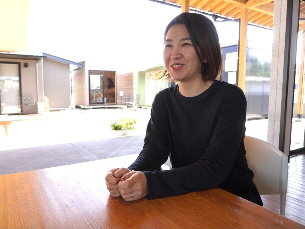 地域に可愛がってもらった分を「恩返し」していきたいと語る横山さん