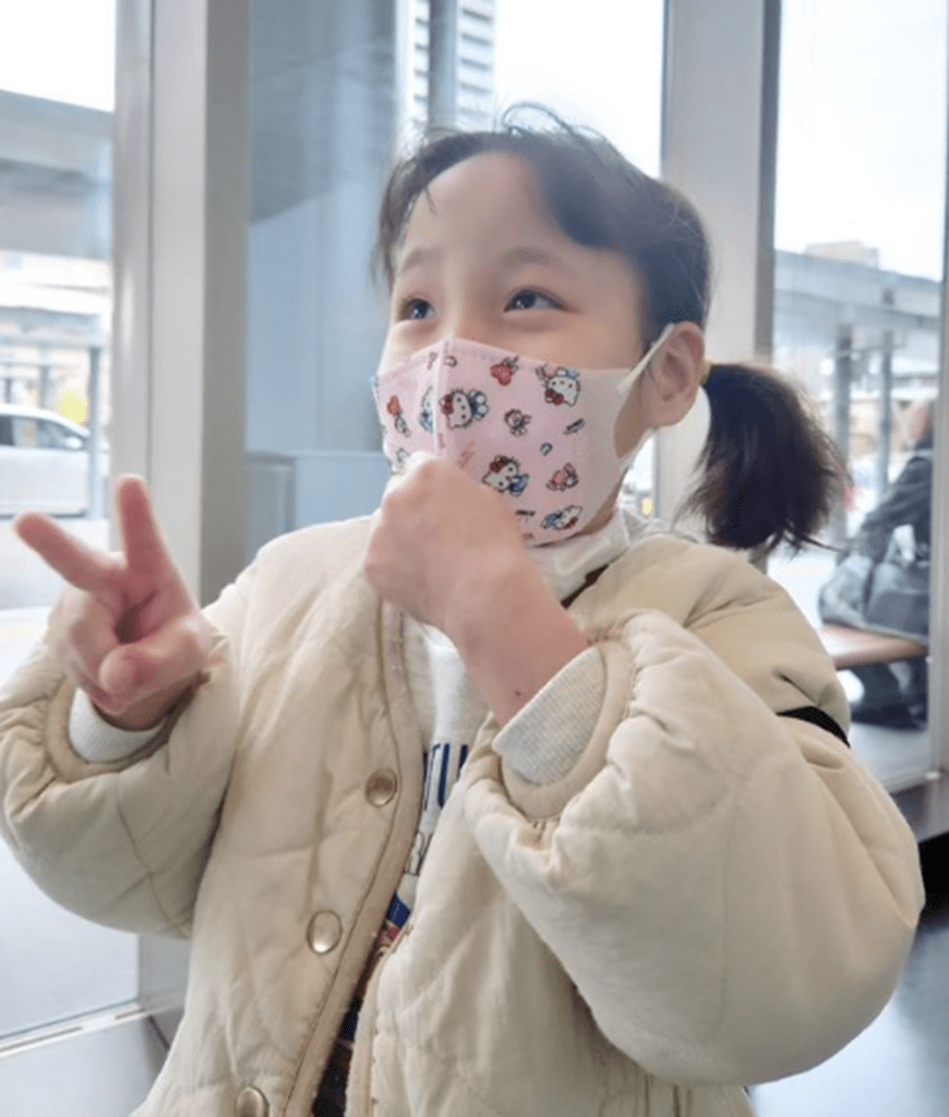 1ヶ月の入院生活を乗り越えたつむちゃん（＠futag0papaさんより提供）