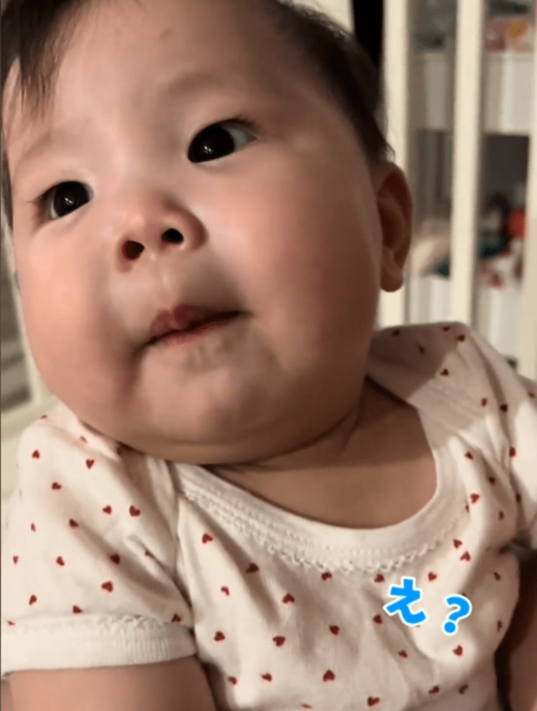 【実際の写真6枚】赤ちゃんの様子（@coro_coro_coroさんより提供）