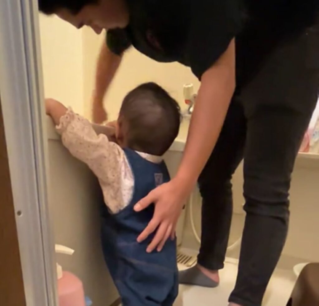 支えるパパさん（＠hakuru4415さんより提供）