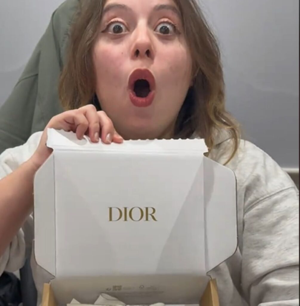 サプライズプレゼント（＠lirzy_masakiさんより提供）