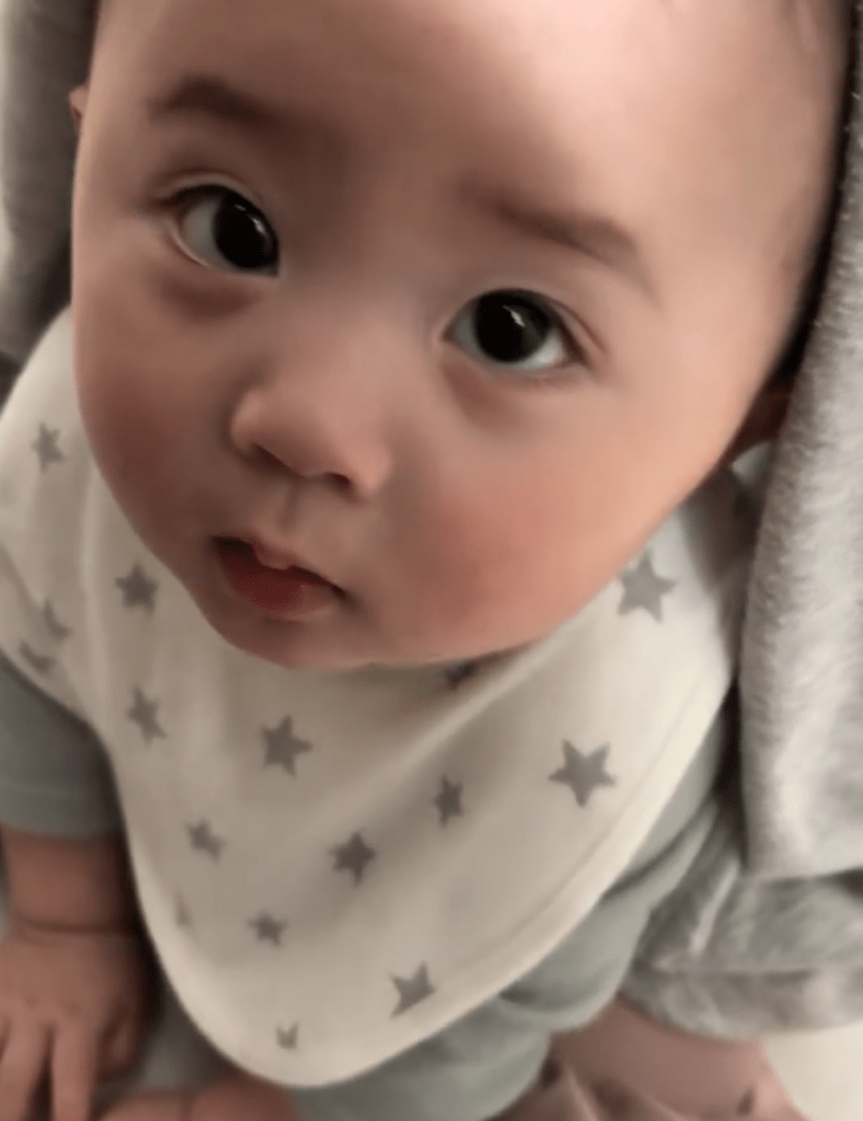 また撮っているの？（@sakubaby_413さんより提供）