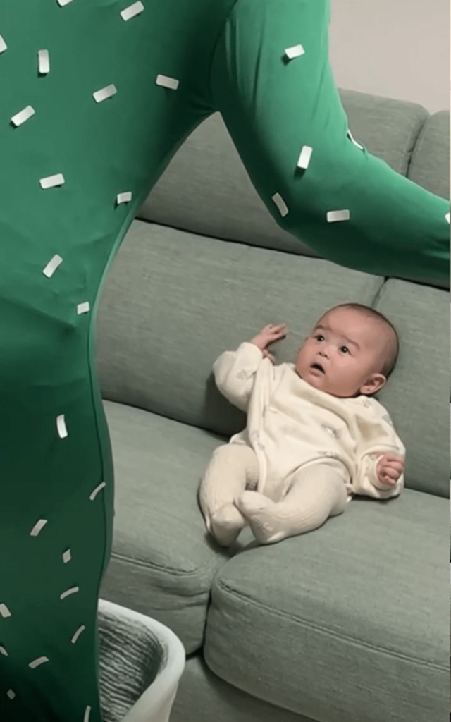 パパさんだと気づく赤ちゃん（＠rhythmical_papaさんより提供）