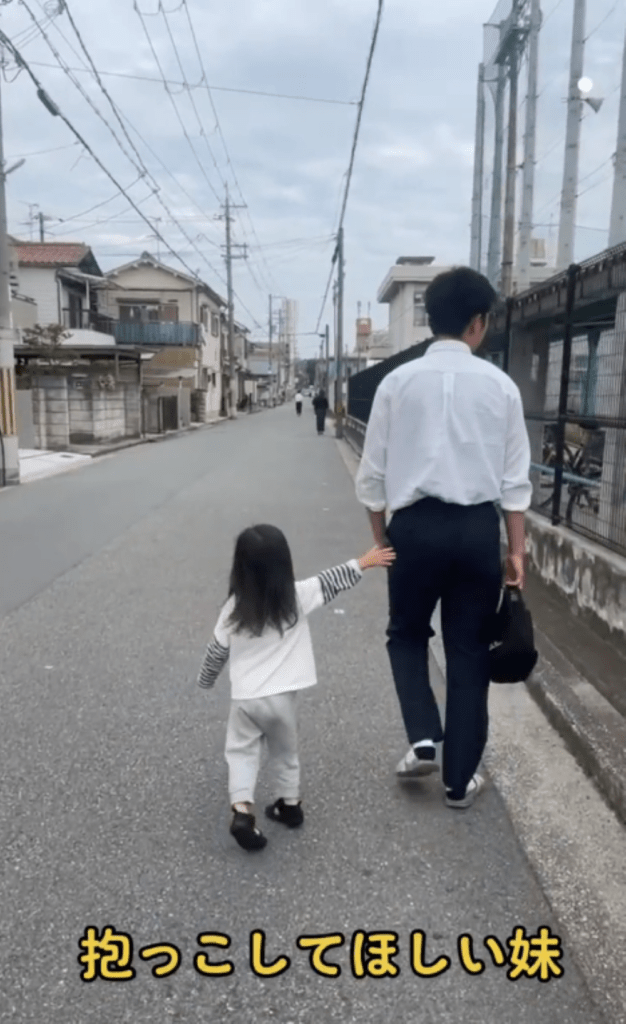 お兄さんの後をついて…（＠kuu8282さんより提供）