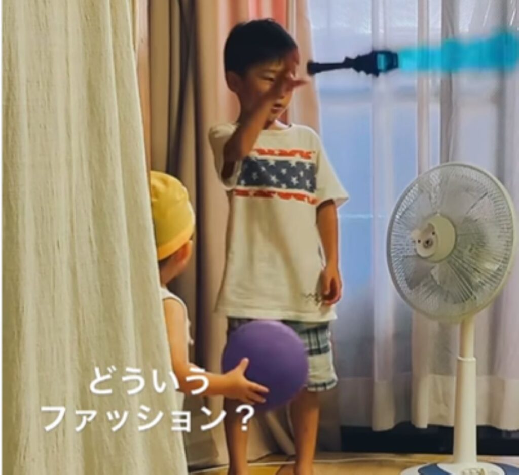 黄色い帽子…？（＠akane_akito_さんより提供）