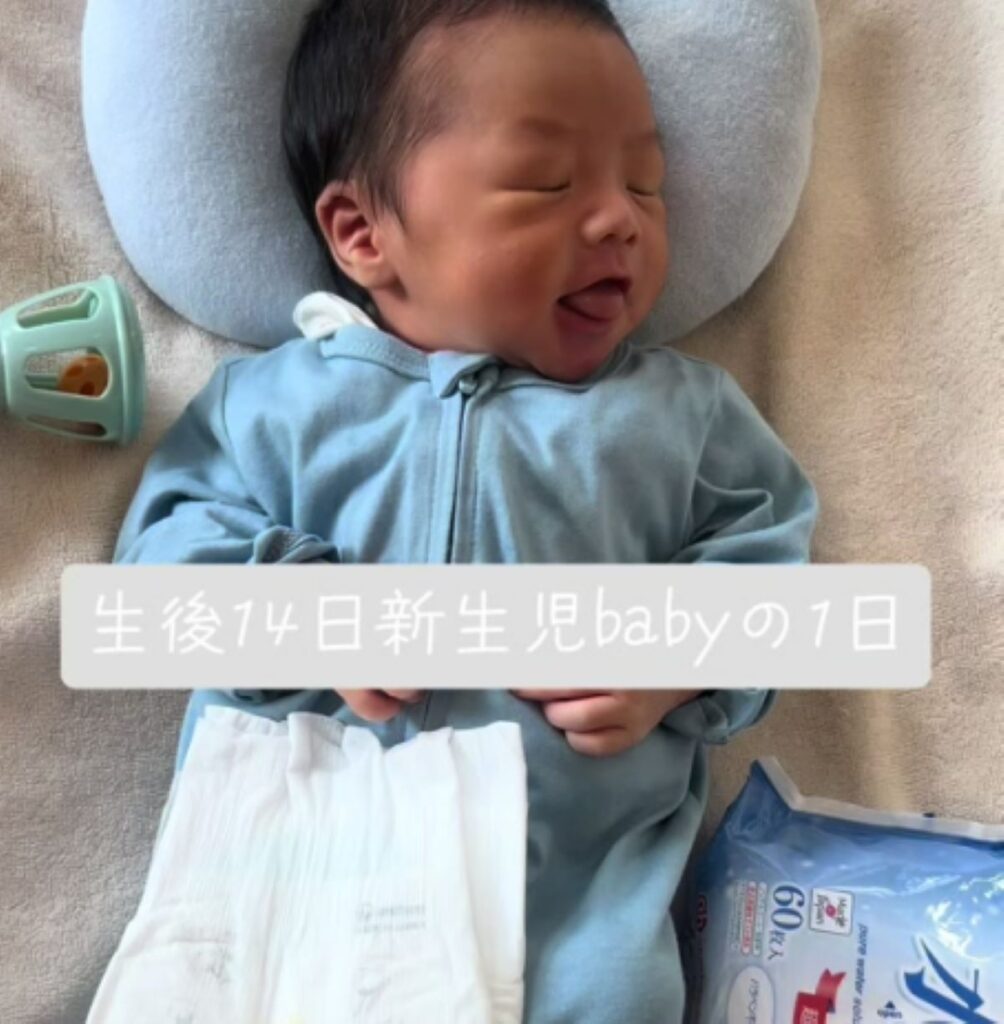 【実際の写真5枚】　生後14日の赤ちゃんの1日の様子
