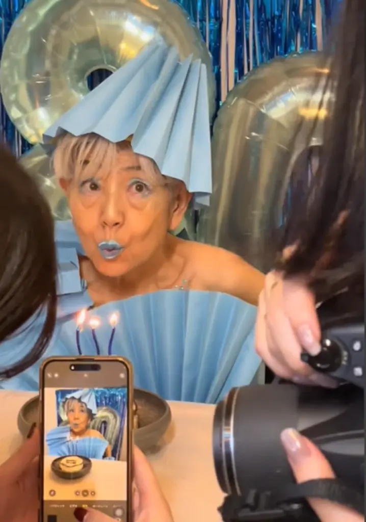 ケーキのローソクに息を（@_sachiko79_さんより提供）