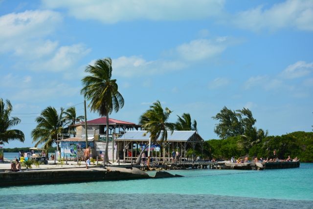 マリンアクティビティが盛んな、ベリーズのキーカーカー島