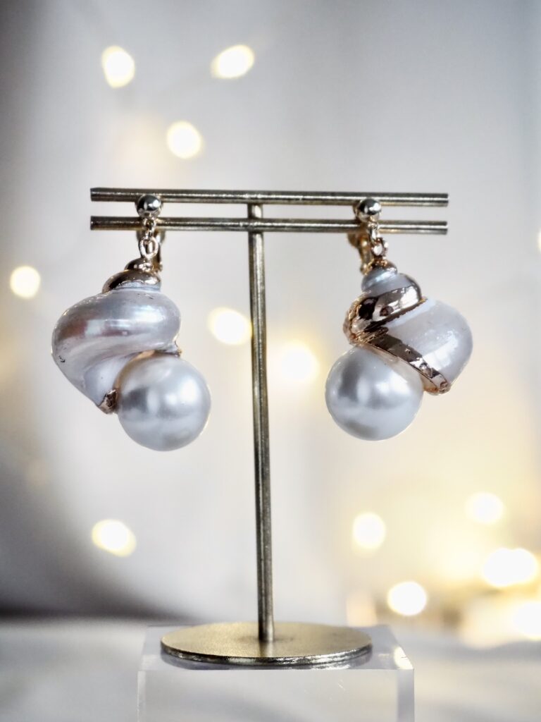 サザエの仲間を磨いたもの（@kaigaratoningyoさんより提供）