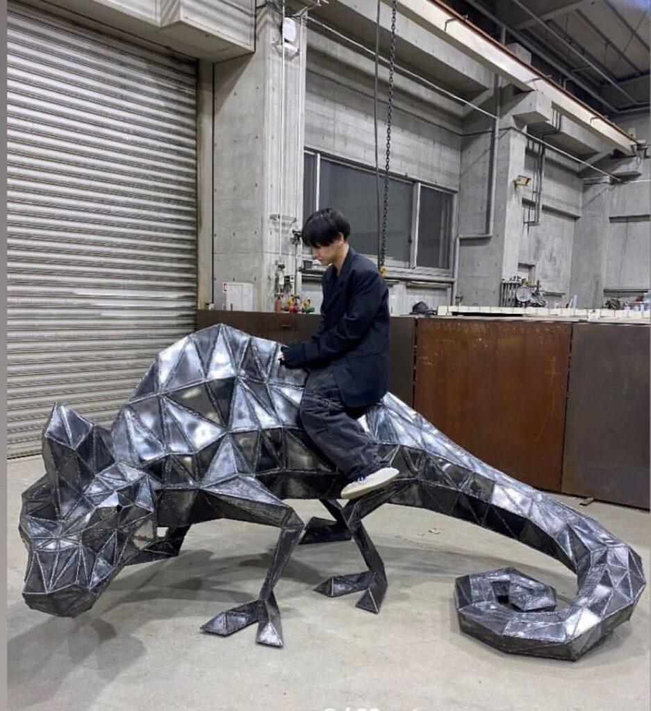 【実際の写真5枚】　卒業制作の様子