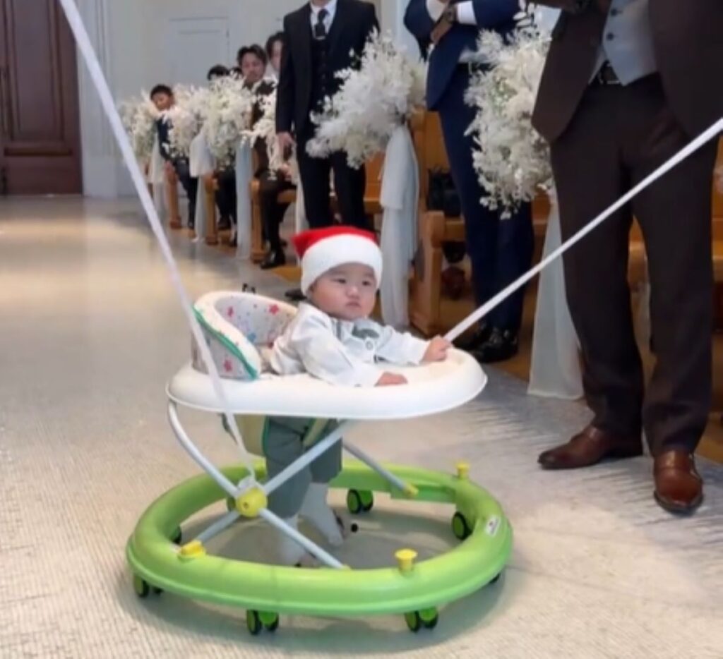 キョトンとした息子さん（＠ne5200さんより提供）