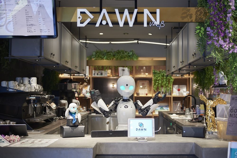 【実際の写真4枚】　店内の様子