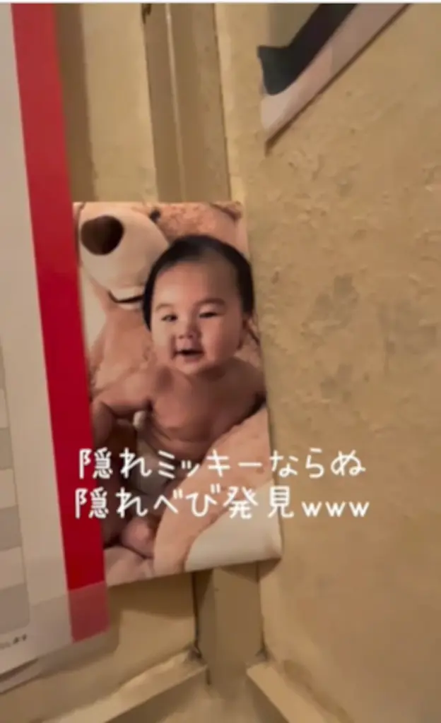 貼りにくい角には隠れキャラが（@satomiki16さんより提供）