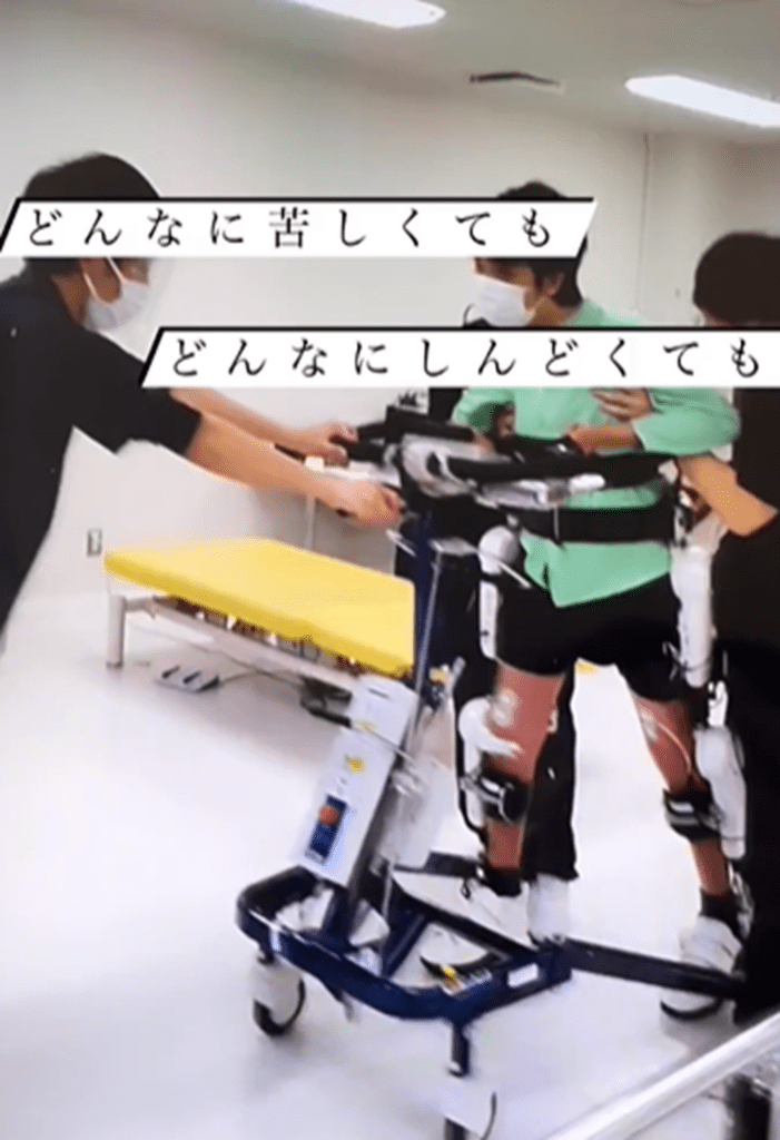 リハビリの様子（＠juki.0425.1106.wbdより提供）