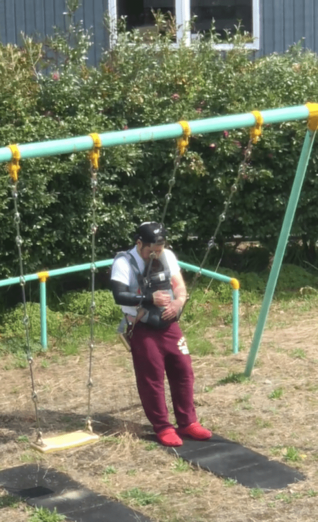 おでこにちゅっ（@yoshiotokoyoshio916520さんより提供）