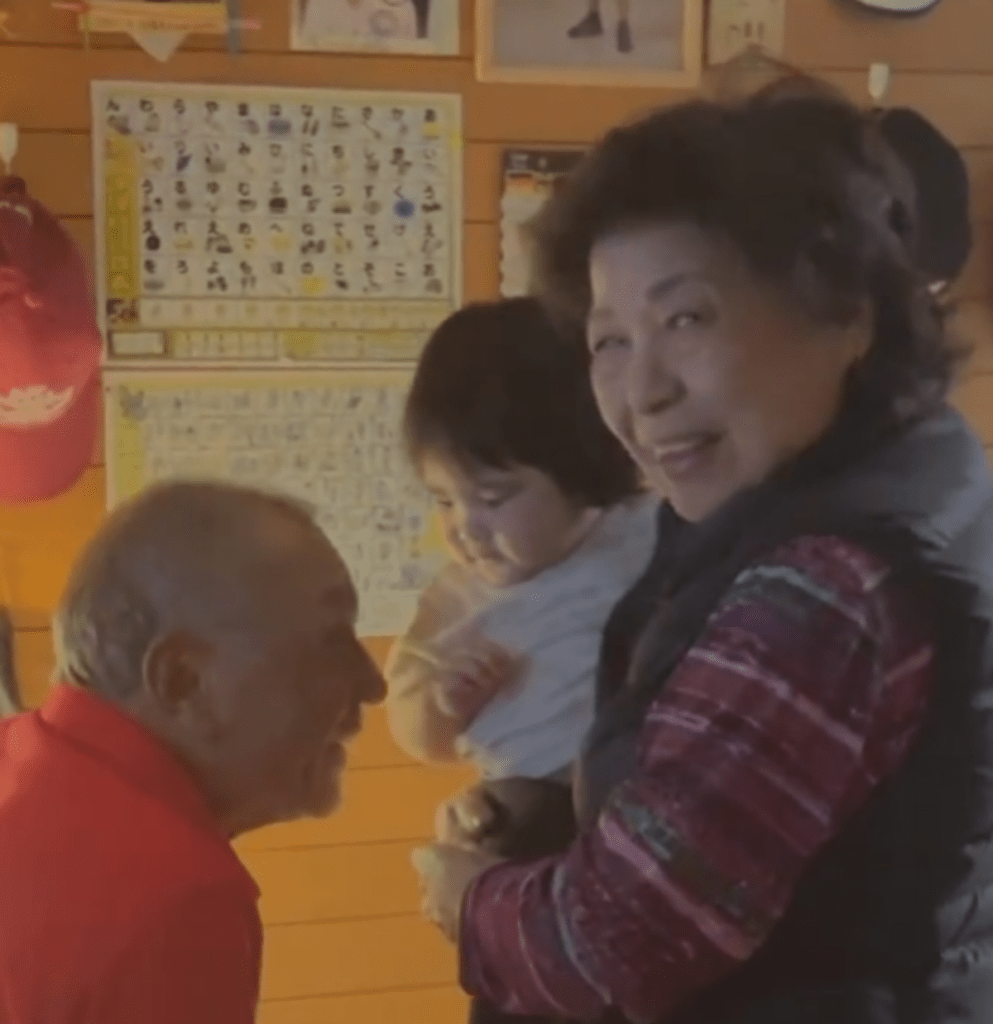 思わず顔がほころぶおじいちゃん（@bb_miyさんより提供）