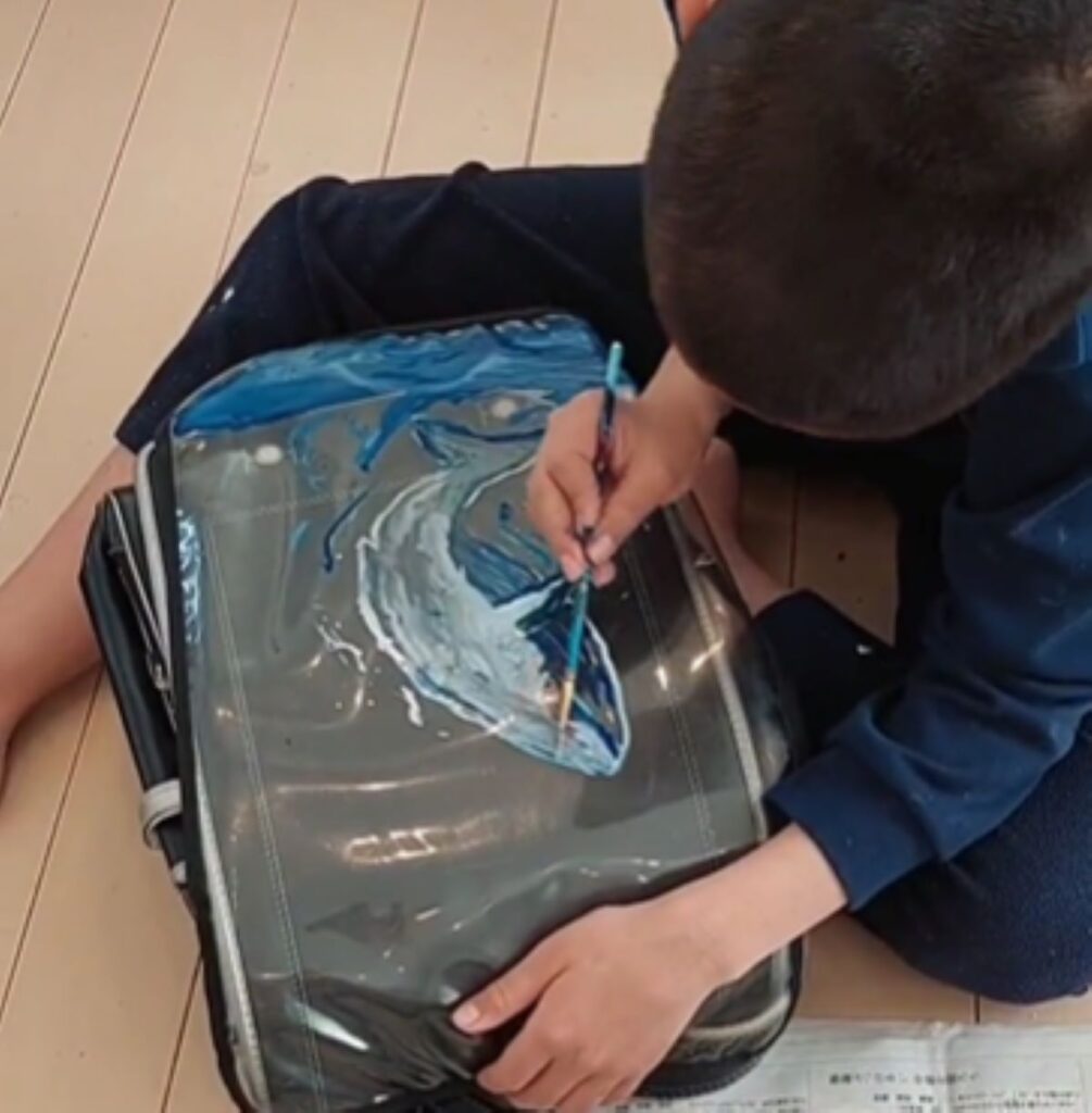 丁寧に塗られていきます（＠uplanet5さんより提供）