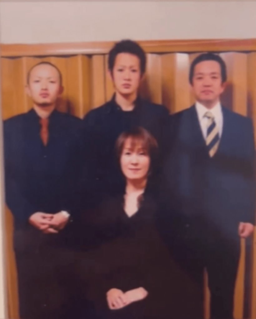 兄弟そろって眉毛が…（＠lunchsimashoさんより提供）