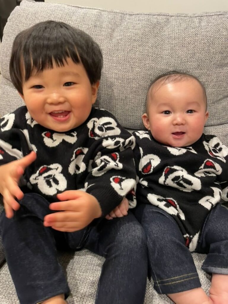 お揃いの服（＠2525satobabyさんより提供）