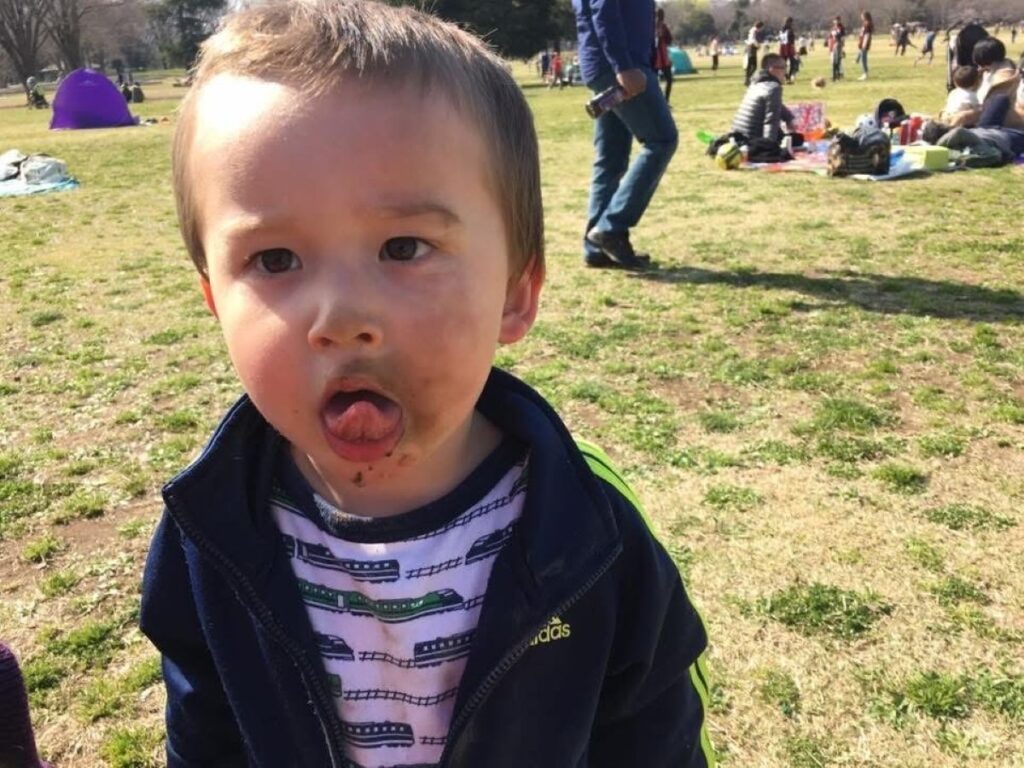 泥だらけの様子（＠mum.madeforuandmeさんより提供）