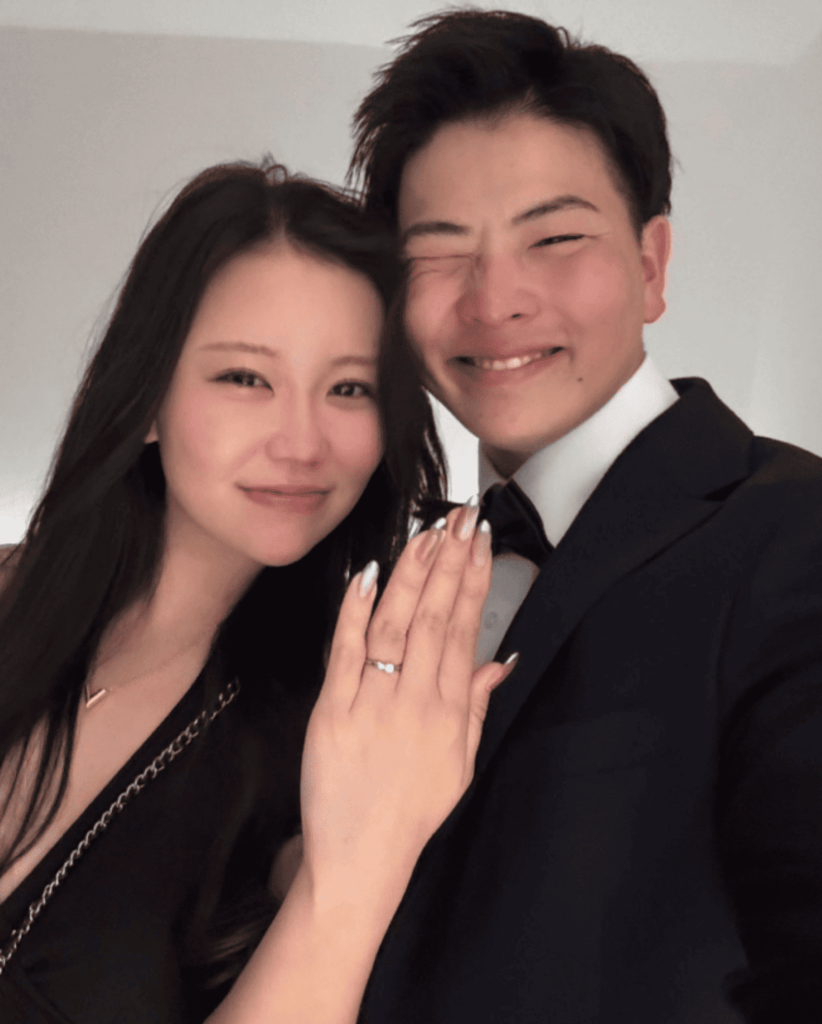 プロポーズで撮った記念写真（＠aaaaaayn0さんより提供）