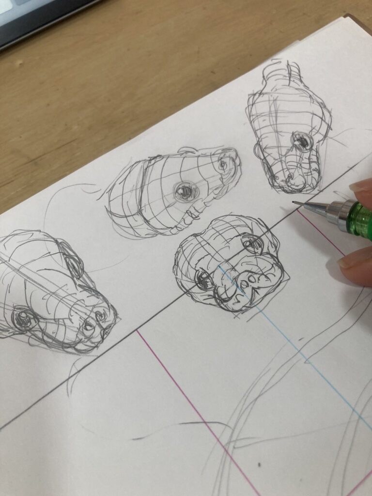 ヘビの顔の向きの構想（@saki_pen_artさんより提供）