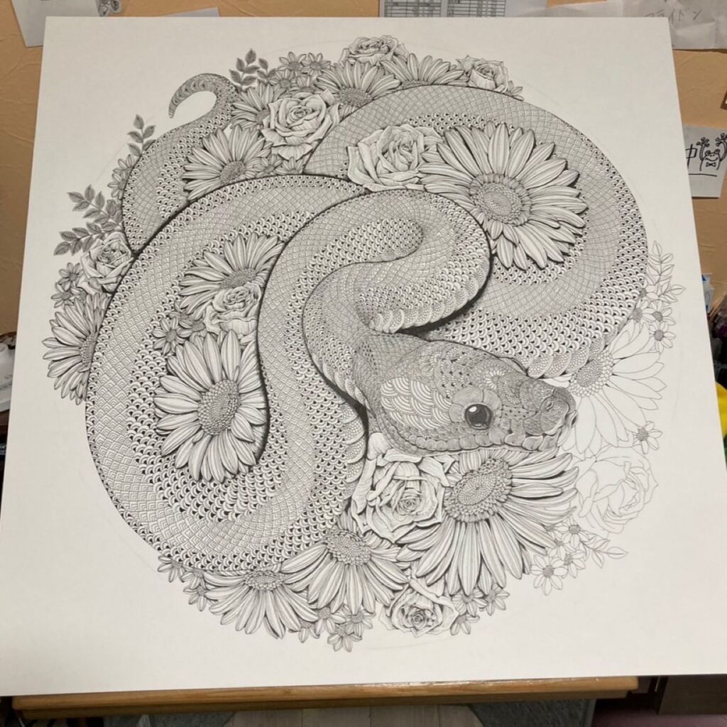 花とヘビのバランス（@saki_pen_artさんより提供）