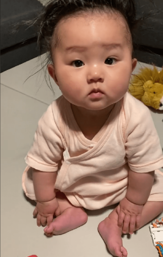 今でもカード好きは変わらない（@mkmkmkmkm88さんより提供）