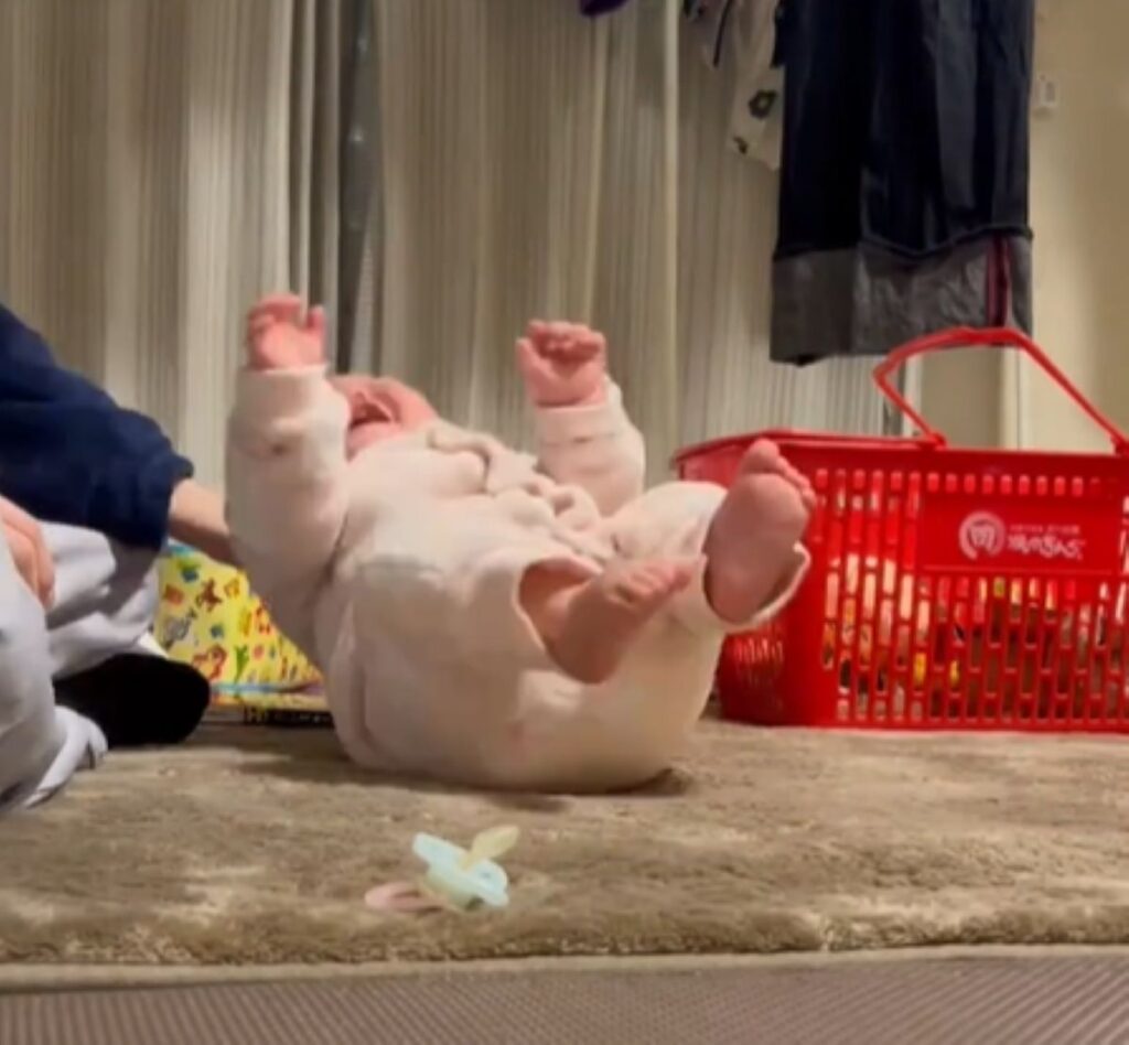 後ろに転んでしまいました（＠sou__3325gさんより提供）