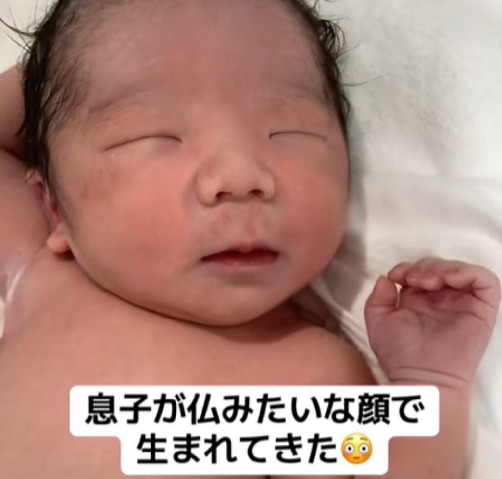 かわいい小さな手（＠lovely.diary.babiesさんより提供）