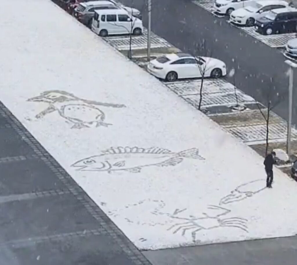 カニとイカも加わりました（＠tuna_sumaさんより提供）