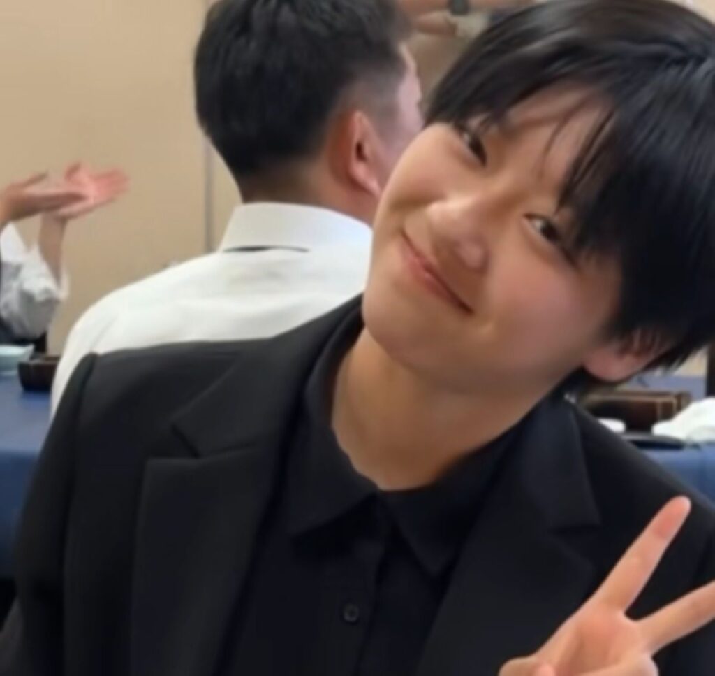 かわいらしくかっこいい笑顔（＠nagi._.hamaさんより提供）