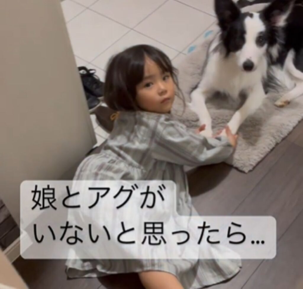 アグちゃんに寄り添う娘さん（＠ag_per_bordercollieさんより提供）