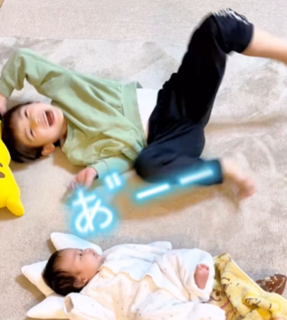 突然笑って叫び出すお兄ちゃん（＠iam_choc745さんより提供）