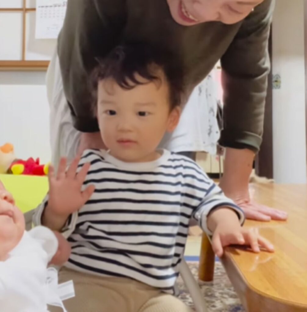 いいこいいこ（＠souri0916さんより提供）