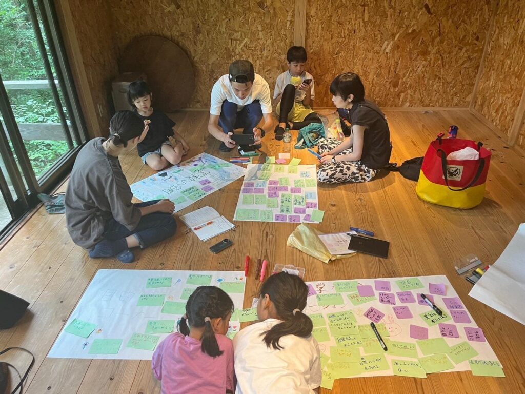 どんな学園に通いたいか対話する子どもたち