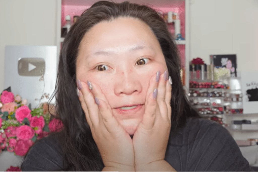 【実際の写真10枚】　メイク後の様子