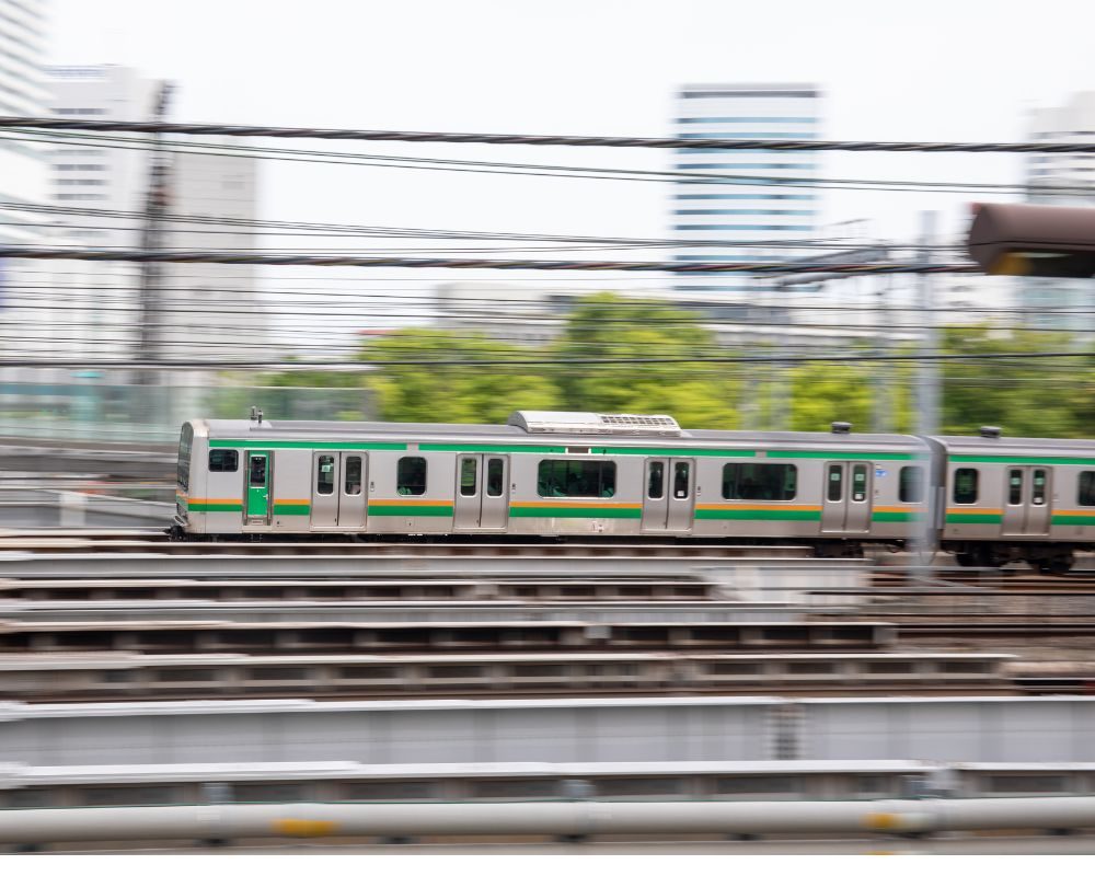 縦横無尽に走る電車網