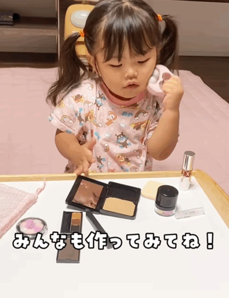 ローラーまで使いこなす2歳児（@kanap.mamaさんより提供）