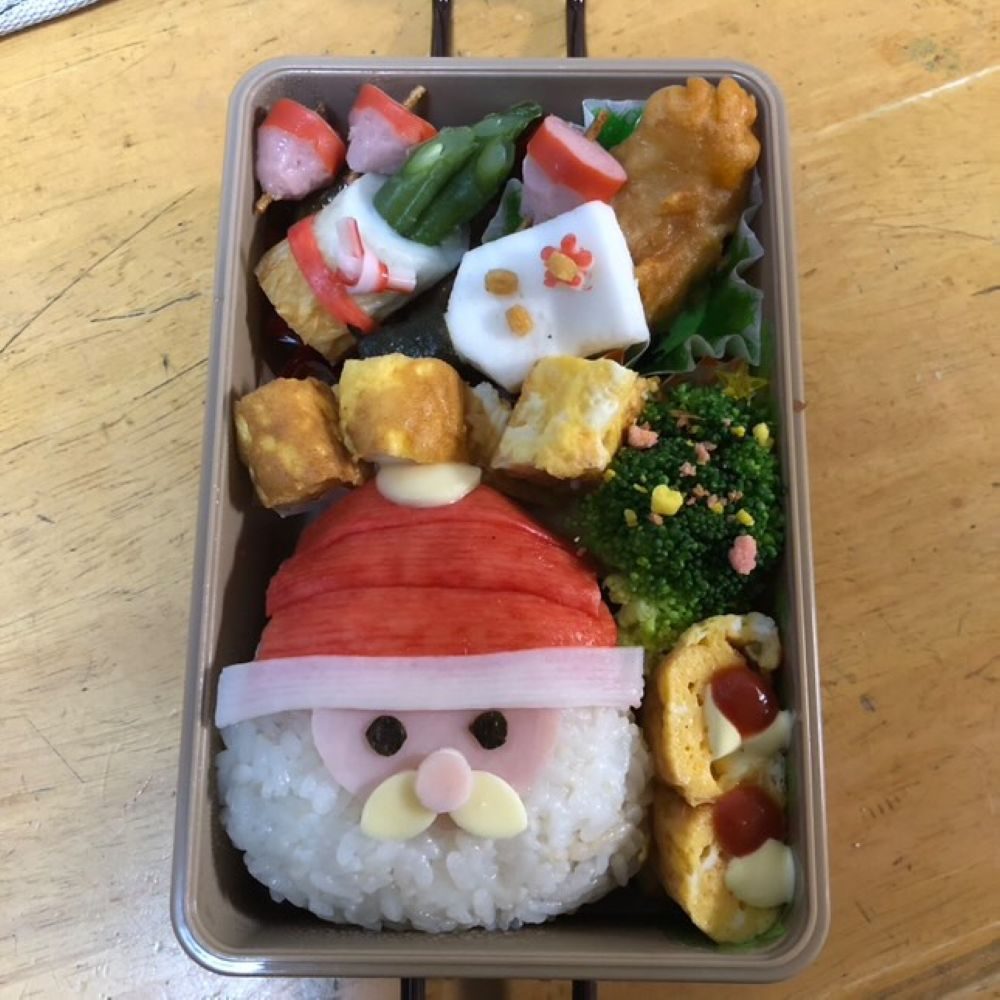 パパさん作のキャラ弁③（＠sf_youpapaさんより提供）