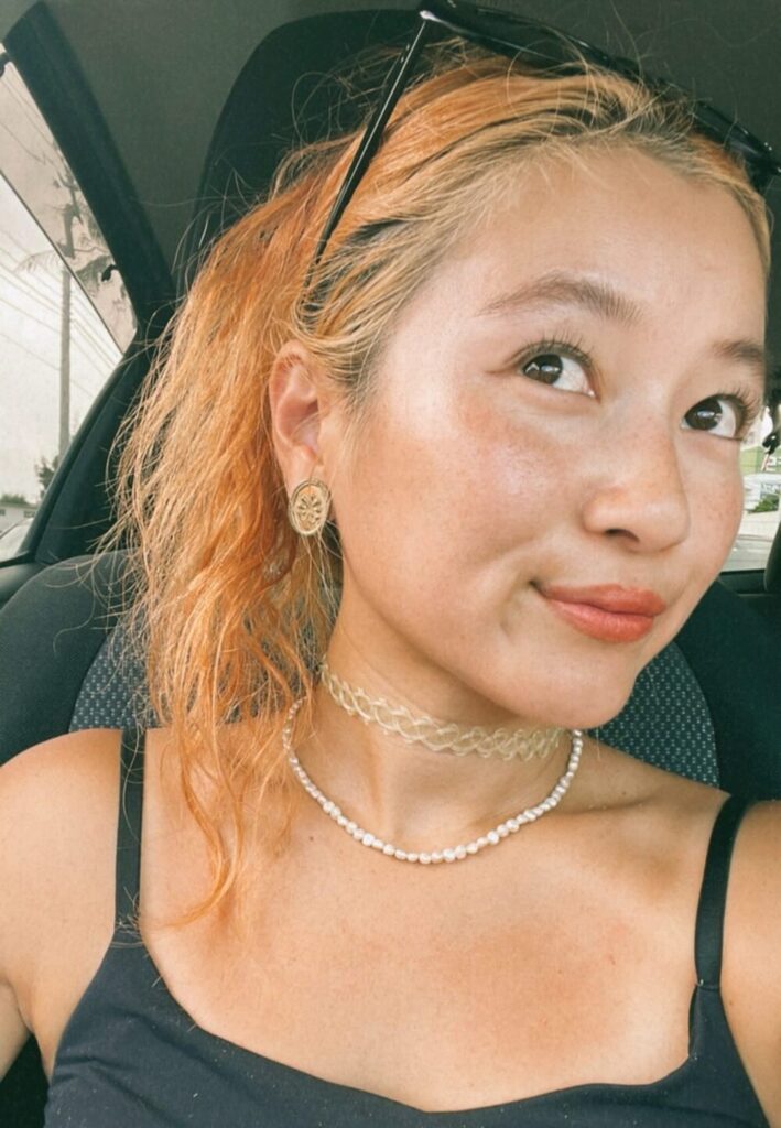 くせ毛がヘルシーなスタイルにマッチ（中島潮里さんより提供）