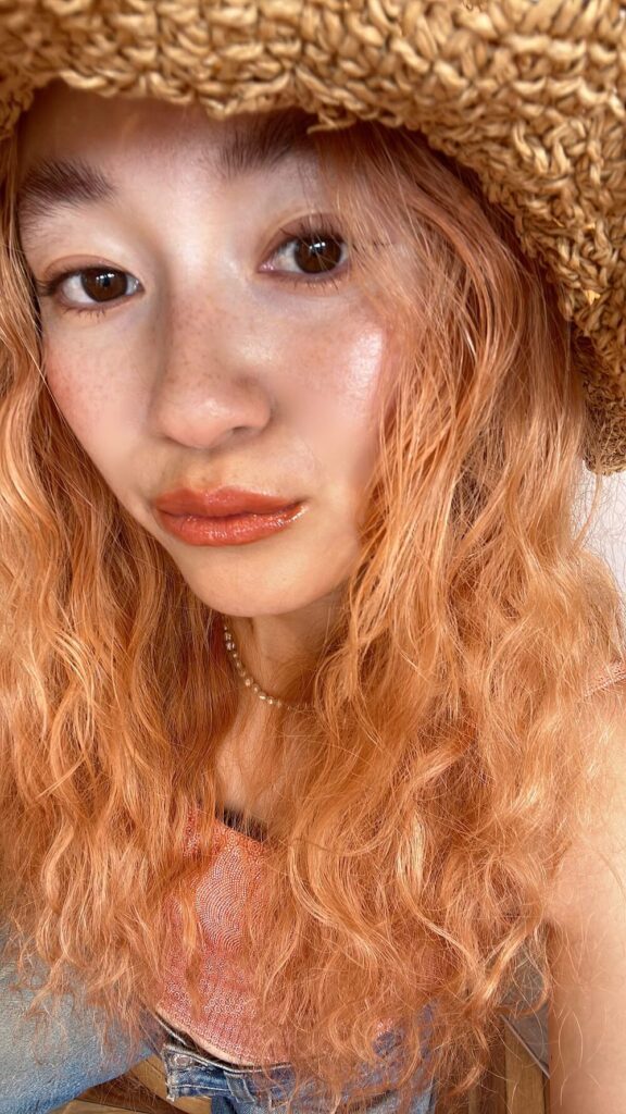 オレンジのカラーが素敵（中島潮里さんより提供）