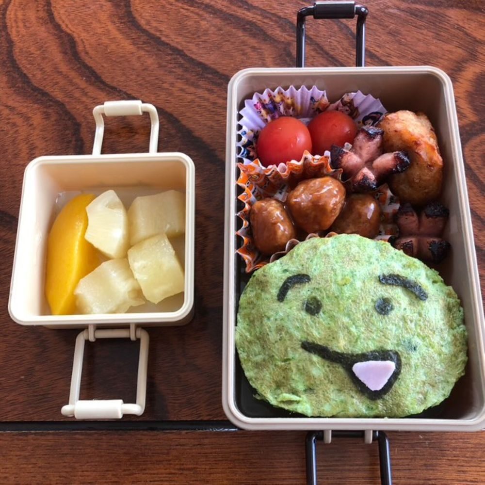 【実際の写真5枚】　パパさん作のキャラ弁①
